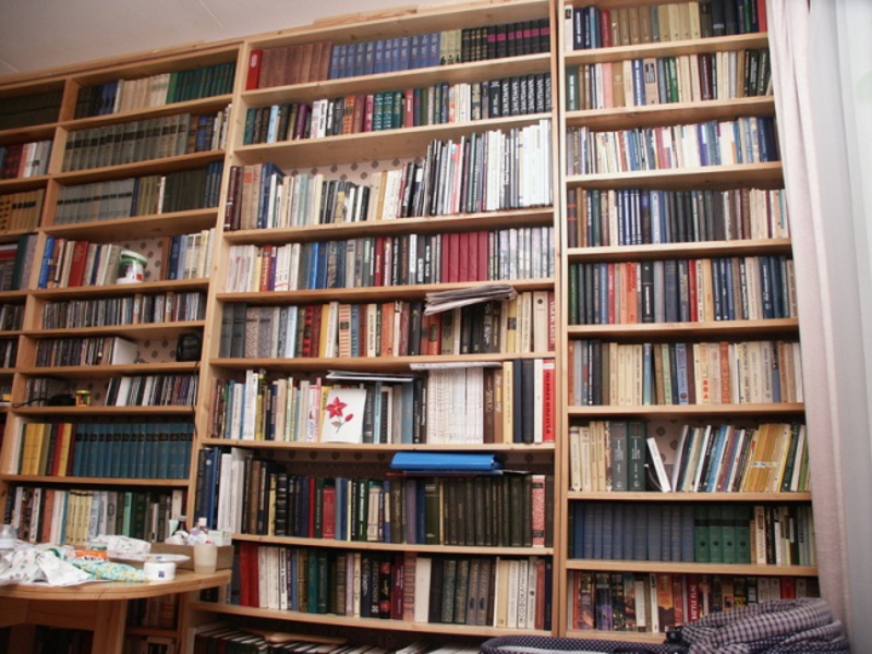 Полки в для книг Книжные полки