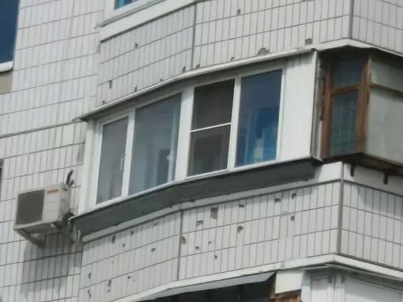Балкон с панорамными окнами Панорамные окна на балконе
