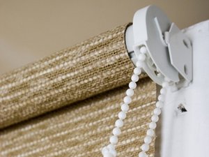 Крепление рулонных штор