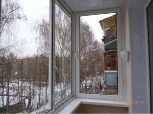 Варианты остекления балкона